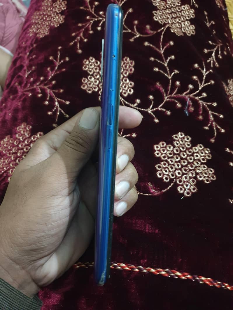 OPPO A9 5