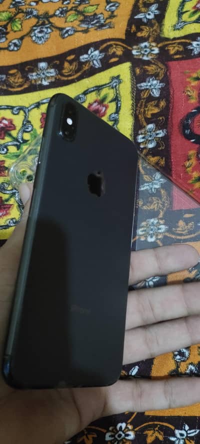 iPhone x Max all okay