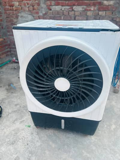 Good Quality Big Motor Air Cooler. Asia Company 3-4 Month Use