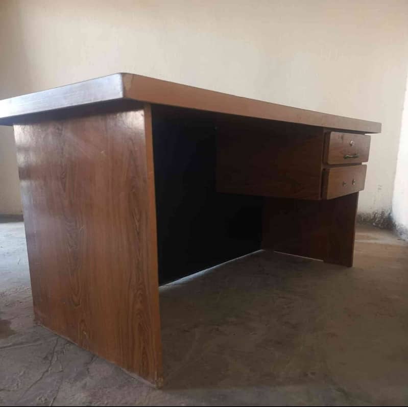 Office table 2drawer 1