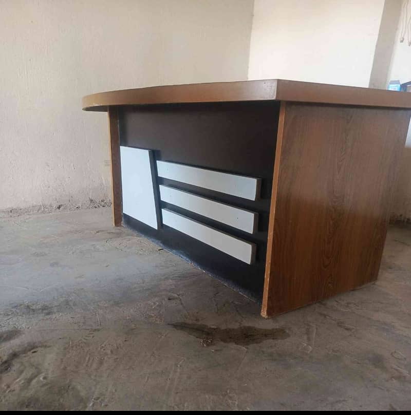 Office table 2drawer 3