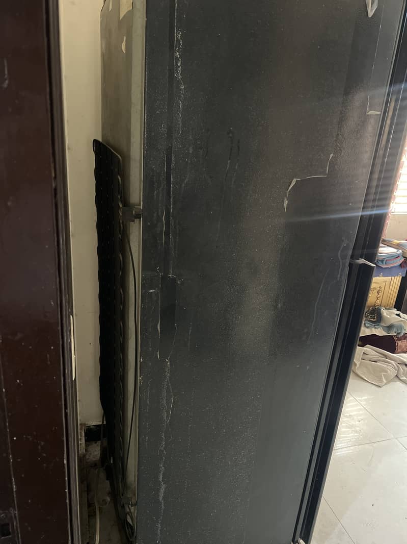 Refrigerator 3