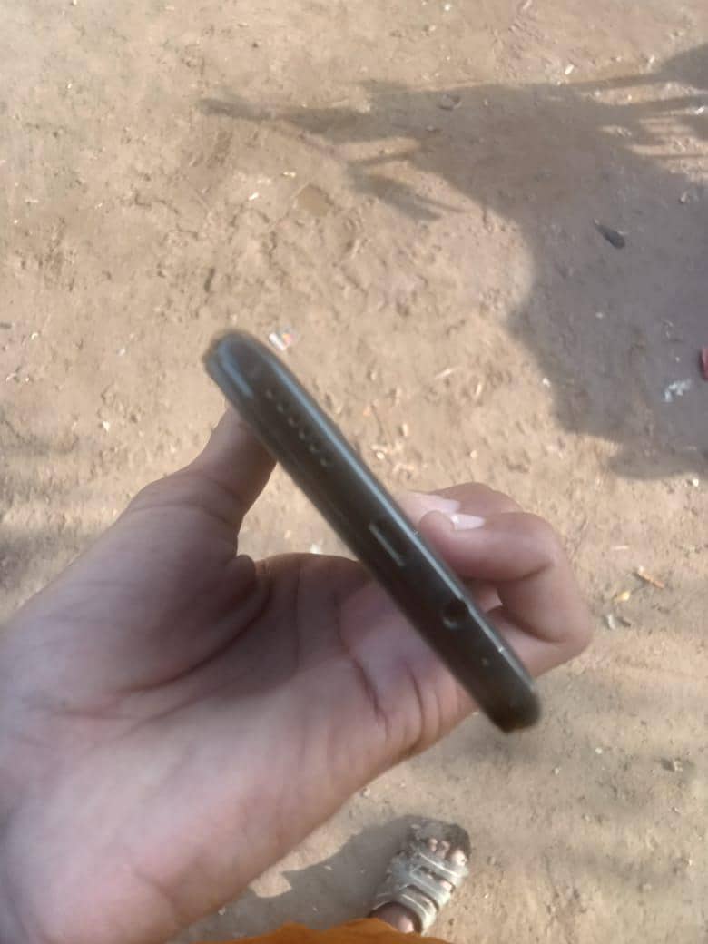INFINIX SMART 6 4