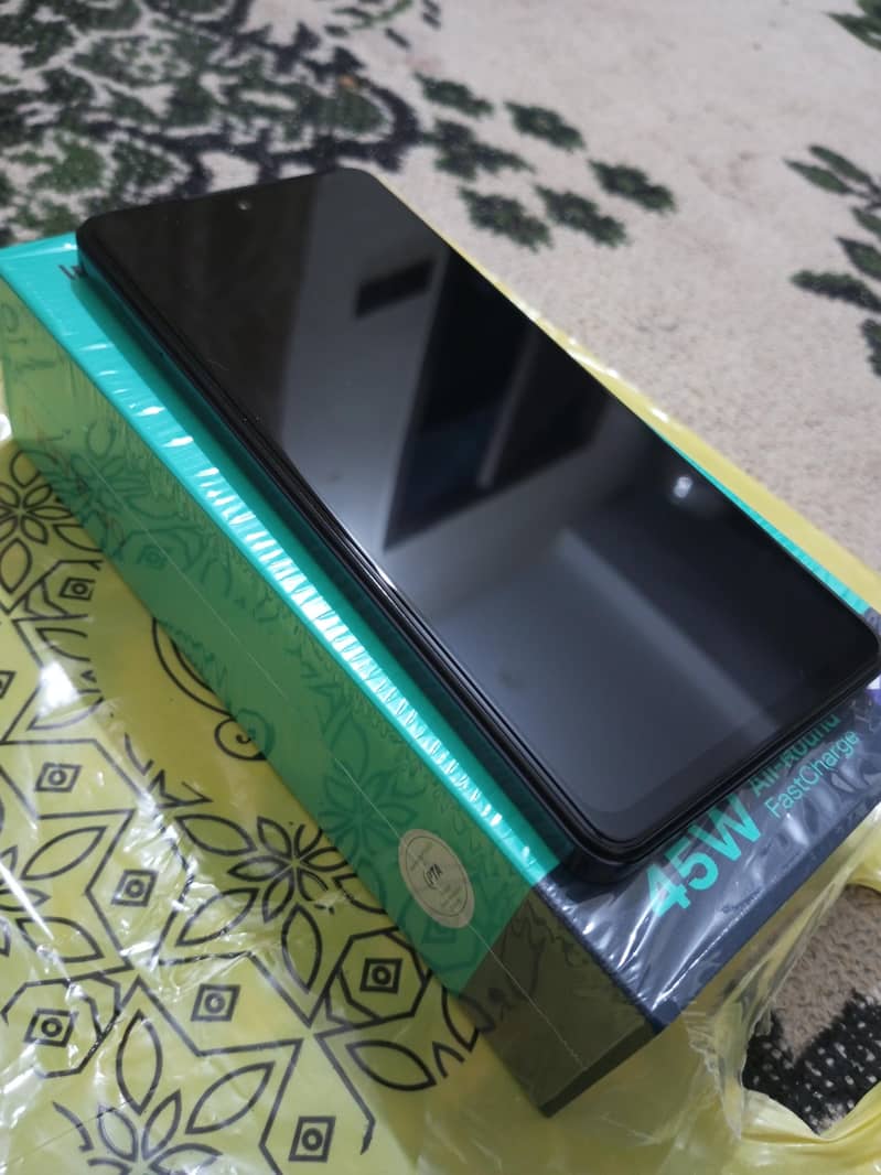 Infinix Note 30- 8/256 4