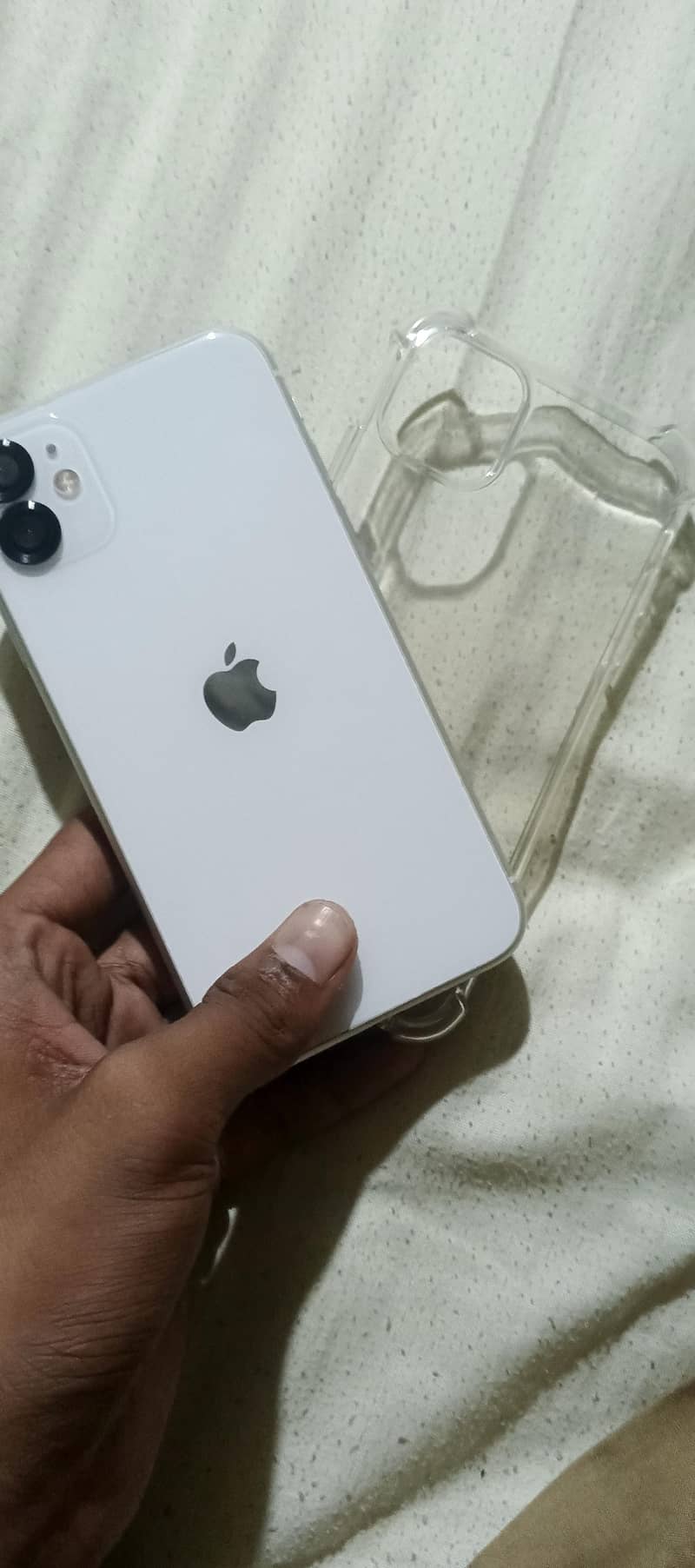 Apple iPhone 11 0