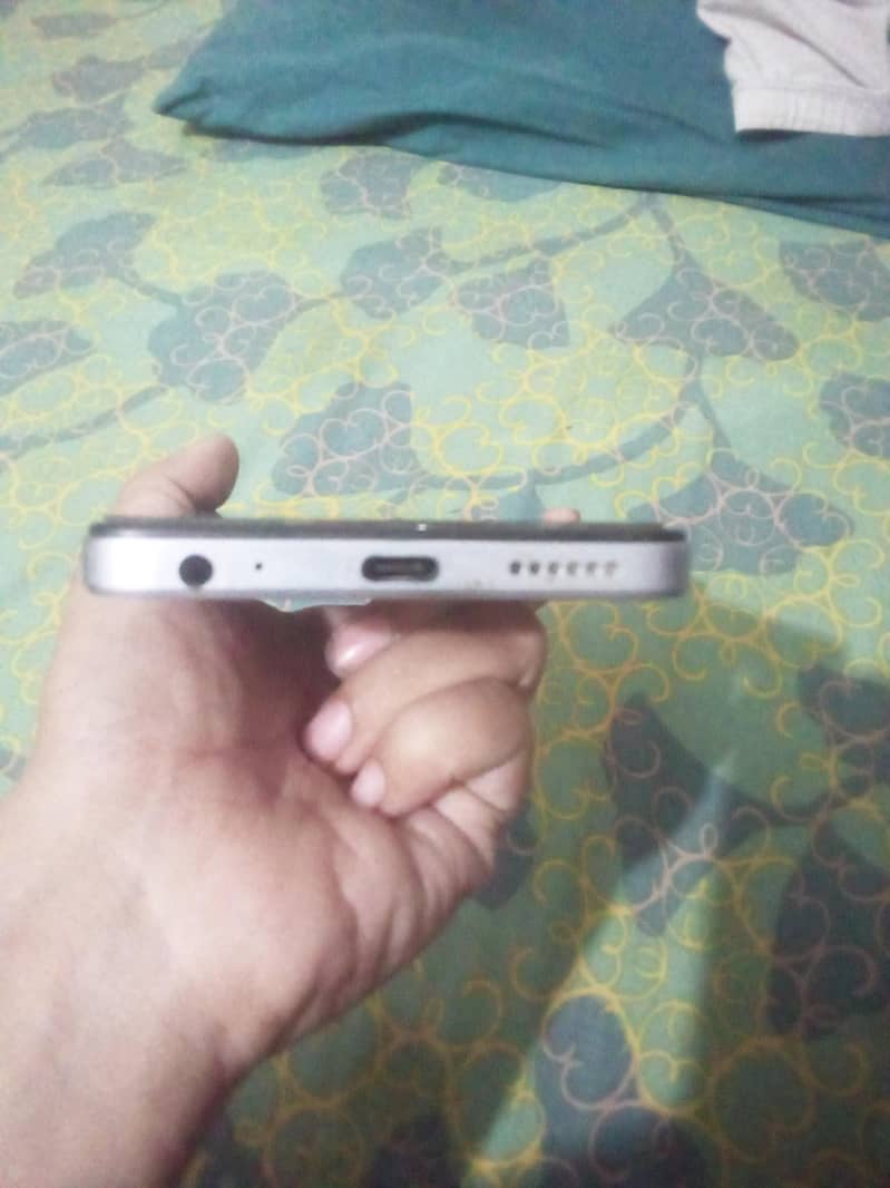 Tecno Spark 20C 6