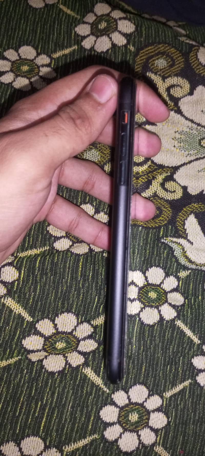 Apple iPhone XR 4
