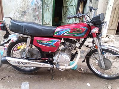 united 125