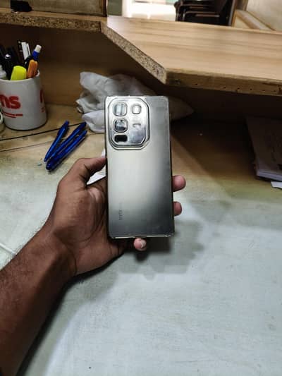 Infinix Note 50    8/256