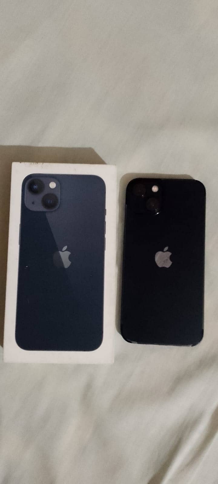 Apple iPhone 13 0