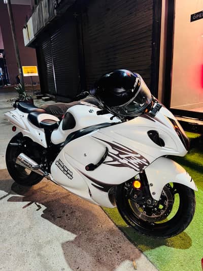 Suzuki Hayabusa GSXR-1300