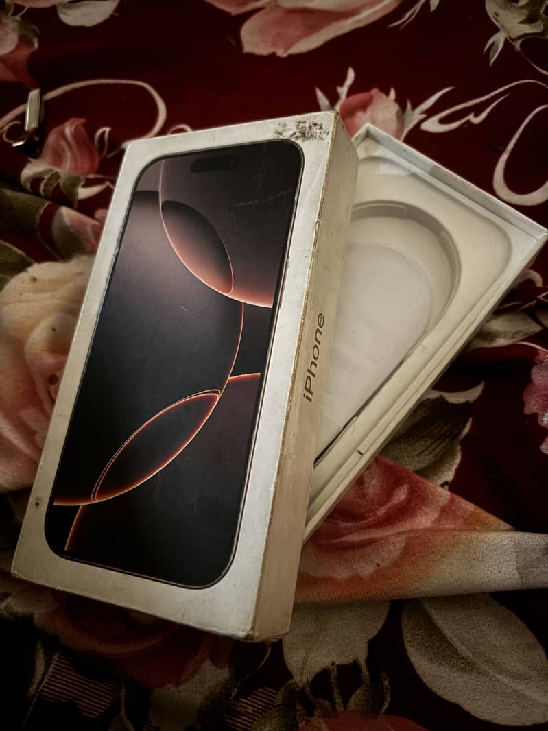 Apple iPhone 16 Pro 7