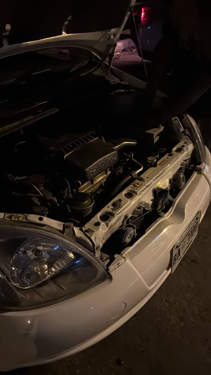 Toyota Vitz 1999 6