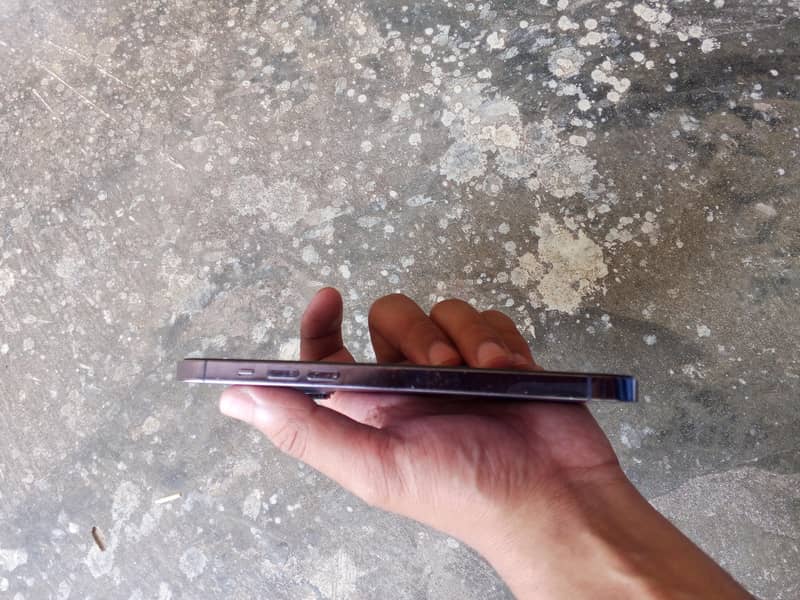 Apple iPhone 14 Pro Max 2