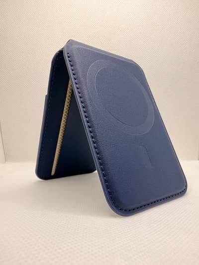 Magnetic Leather Card Wallet for iPhone | MagSafe Compatible