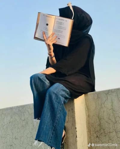 online English and Urdu assignment help female tutor
