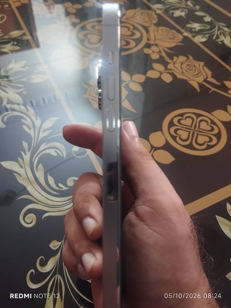 Apple iPhone 14 Pro Max 6