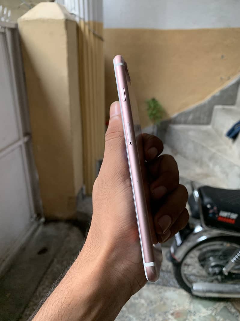 Apple iPhone 7 Plus 7