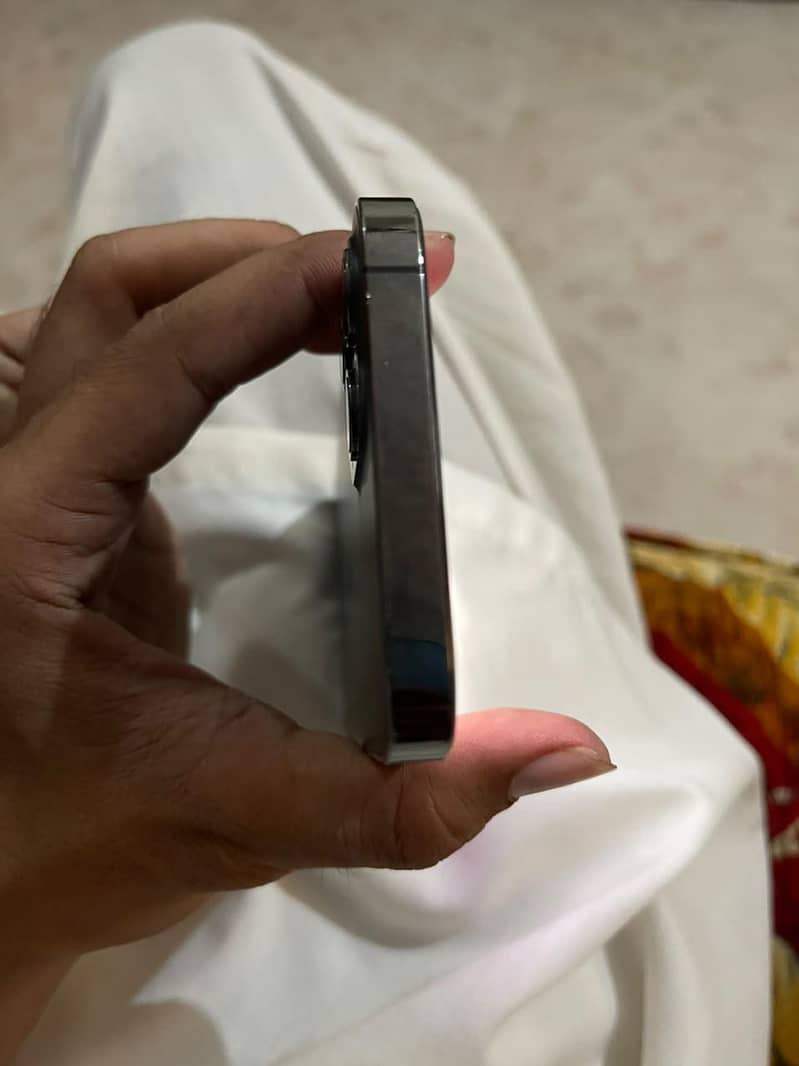 Apple iPhone 12 Pro 5