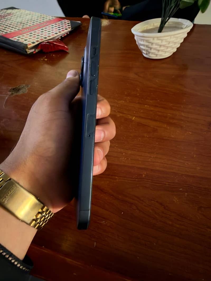 Apple iPhone 12 Pro Max 1
