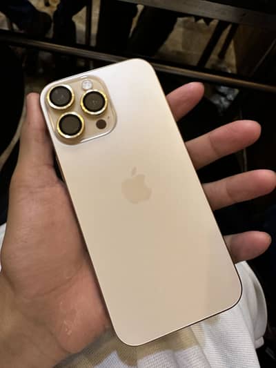 Apple iPhone 16 Pro Max