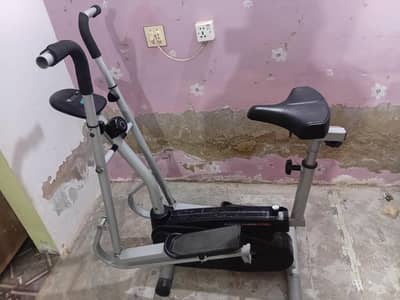 EXERCCISE CYCLE MACHINE