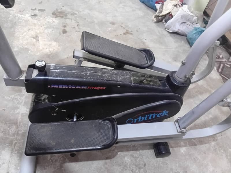 EXERCCISE CYCLE MACHINE 1