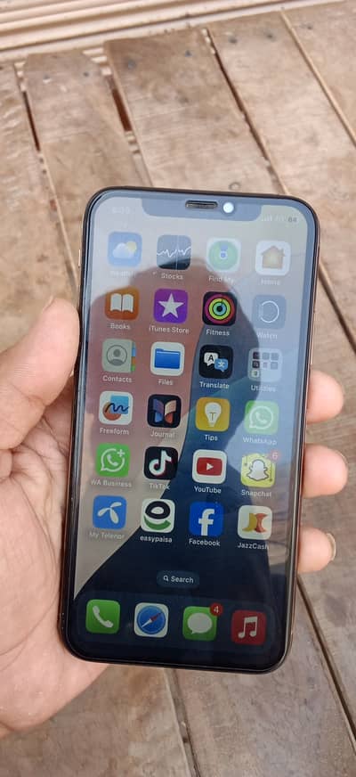 Apple iPhone XS