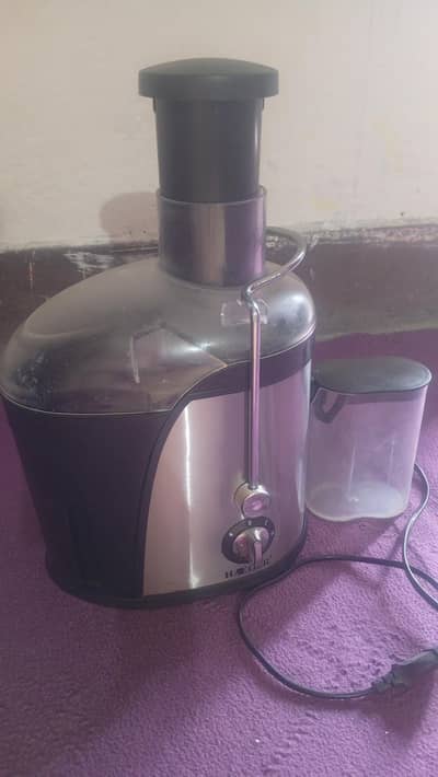 Juicer machine