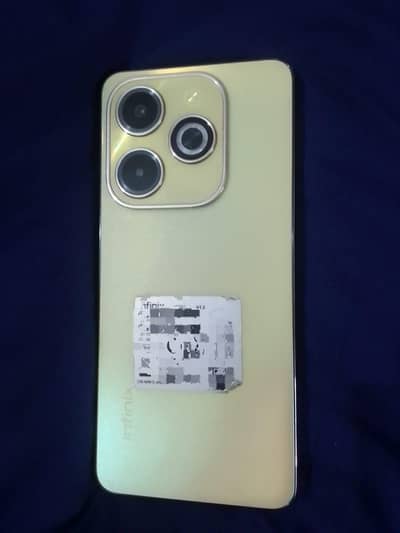 Infinix Hot 40i 8+8 /128 gb