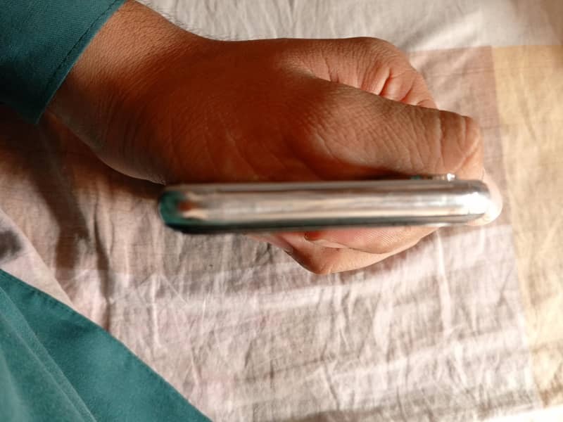 Apple iPhone X 1