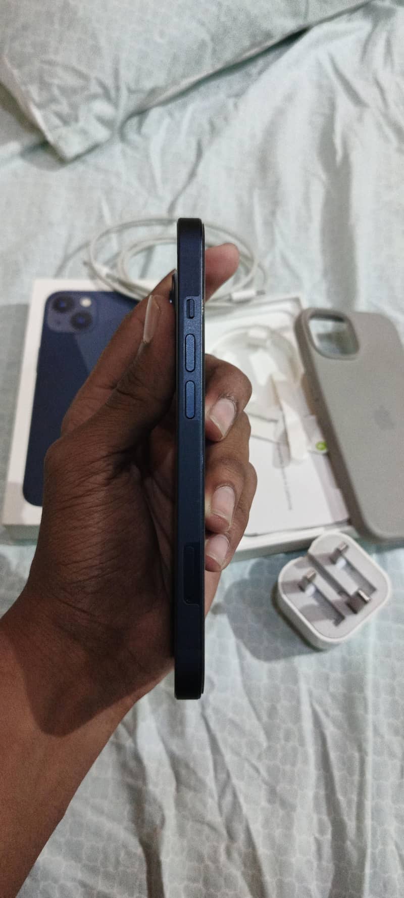 iPhone 13 1