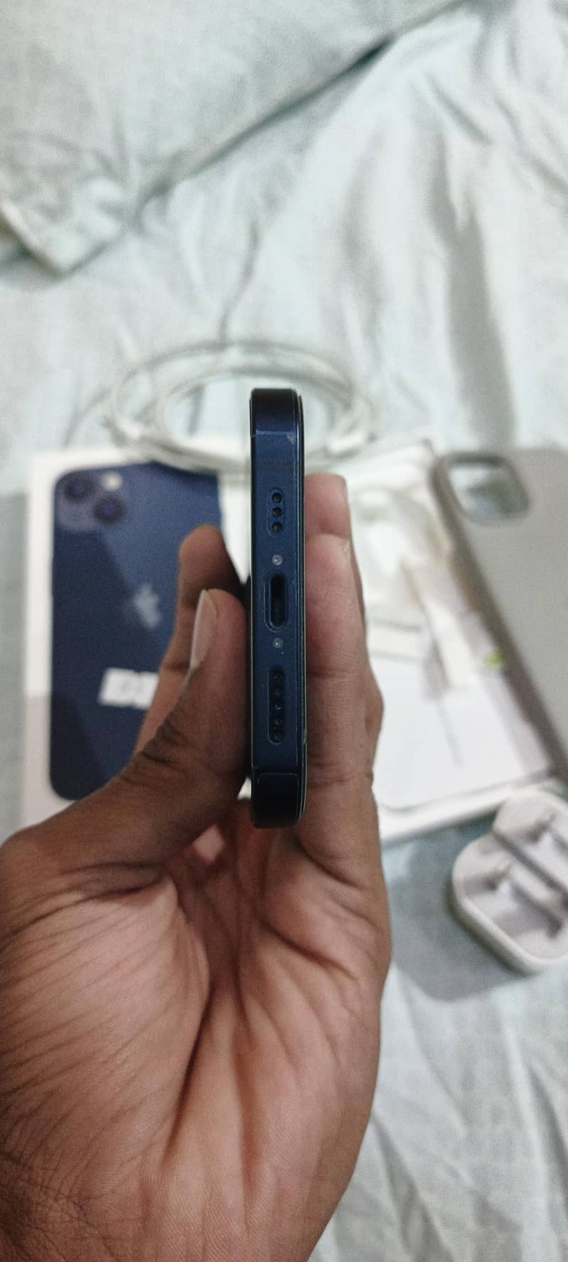 iPhone 13 2