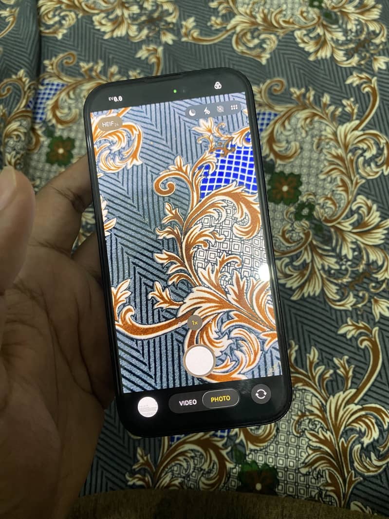 Iphone 15 jv 3