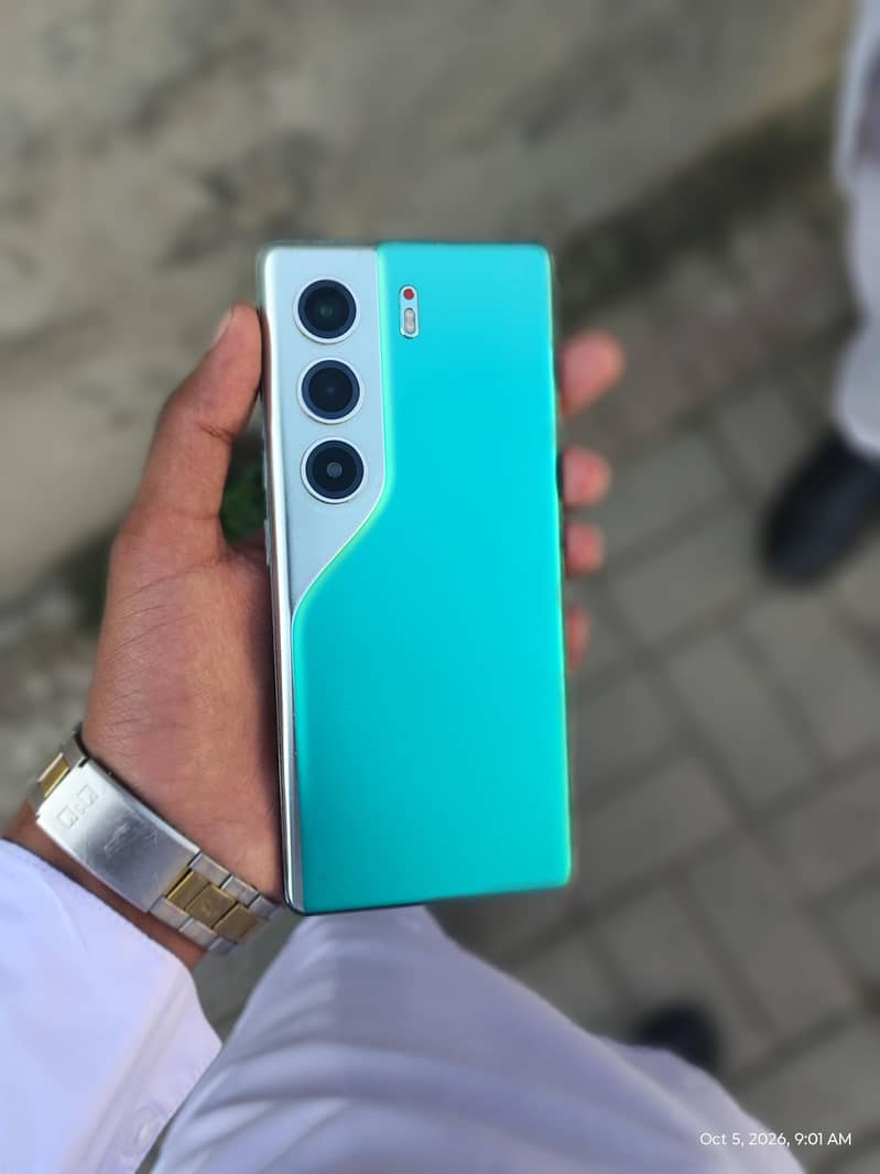 Tecno CAMON 40 Pro 2