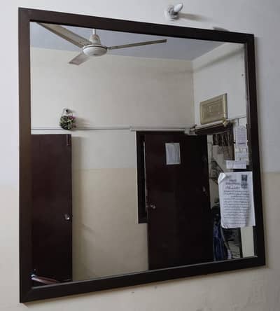 Square shape Mirror