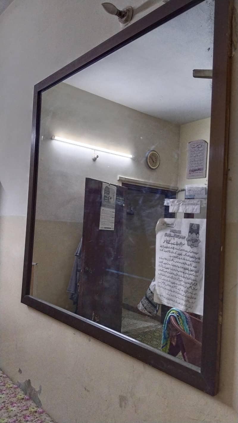 Square shape Mirror 2