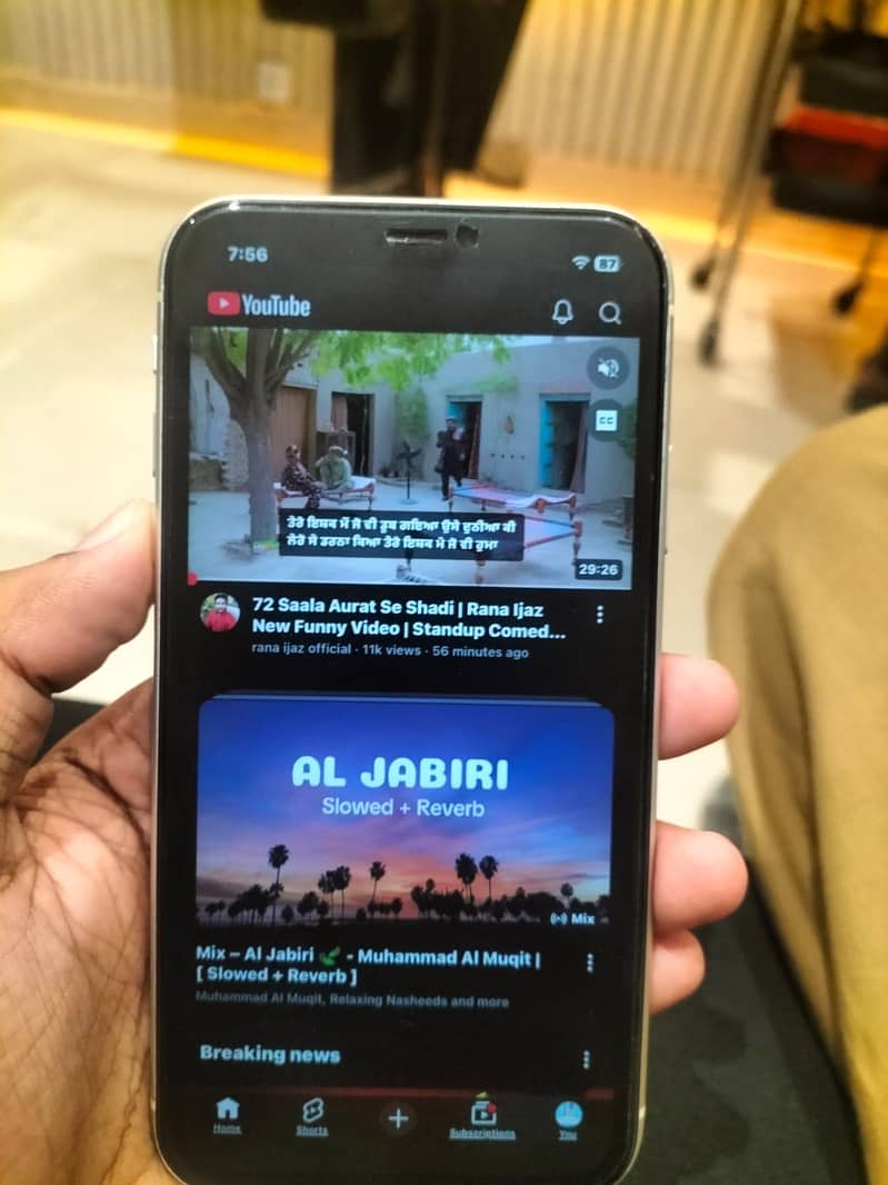 Apple iPhone 11 3