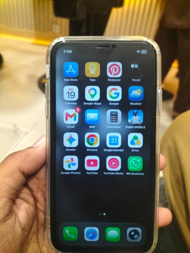 Apple iPhone 11 5