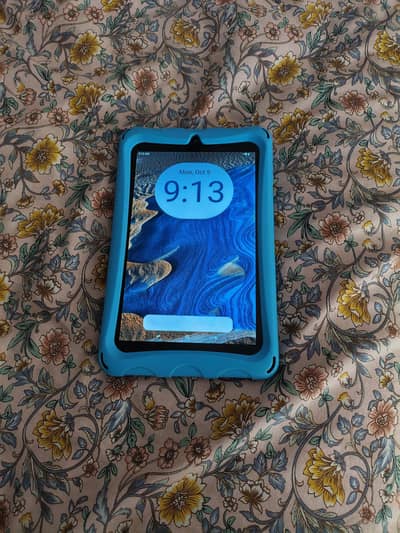 itel Tab 4g  3/64gb