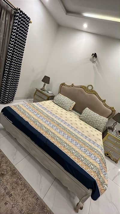 King size bed set