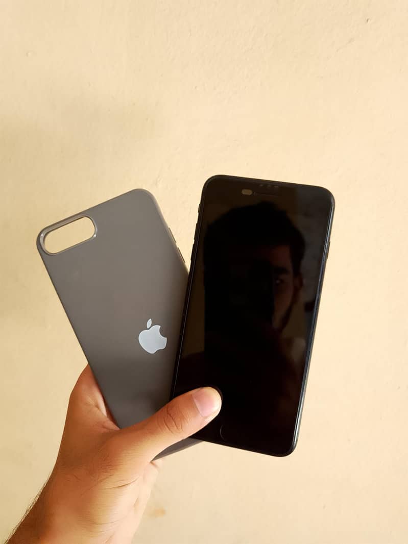 Apple iPhone 7 Plus 32 gb 5