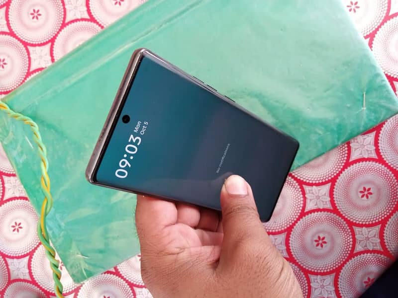 Tecno CAMON 40 Pro 2