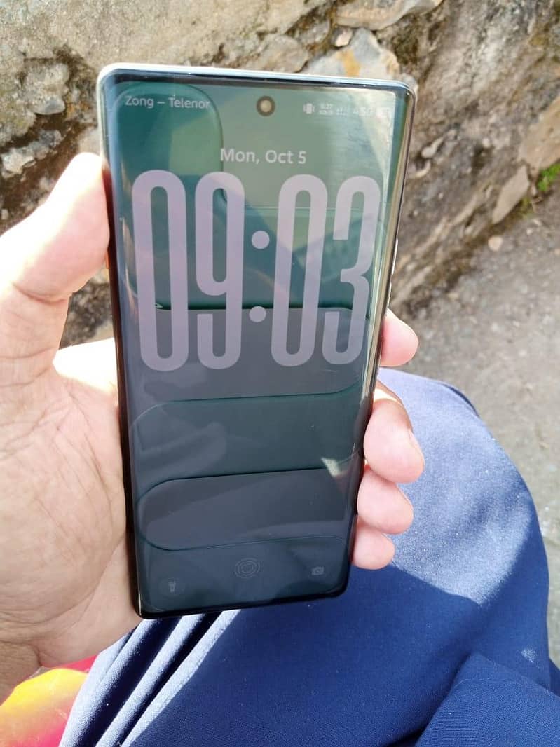 Tecno CAMON 40 Pro 11
