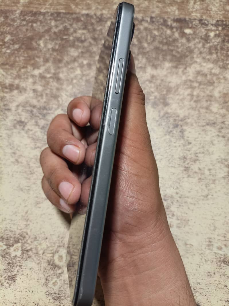 Realme c100i 4