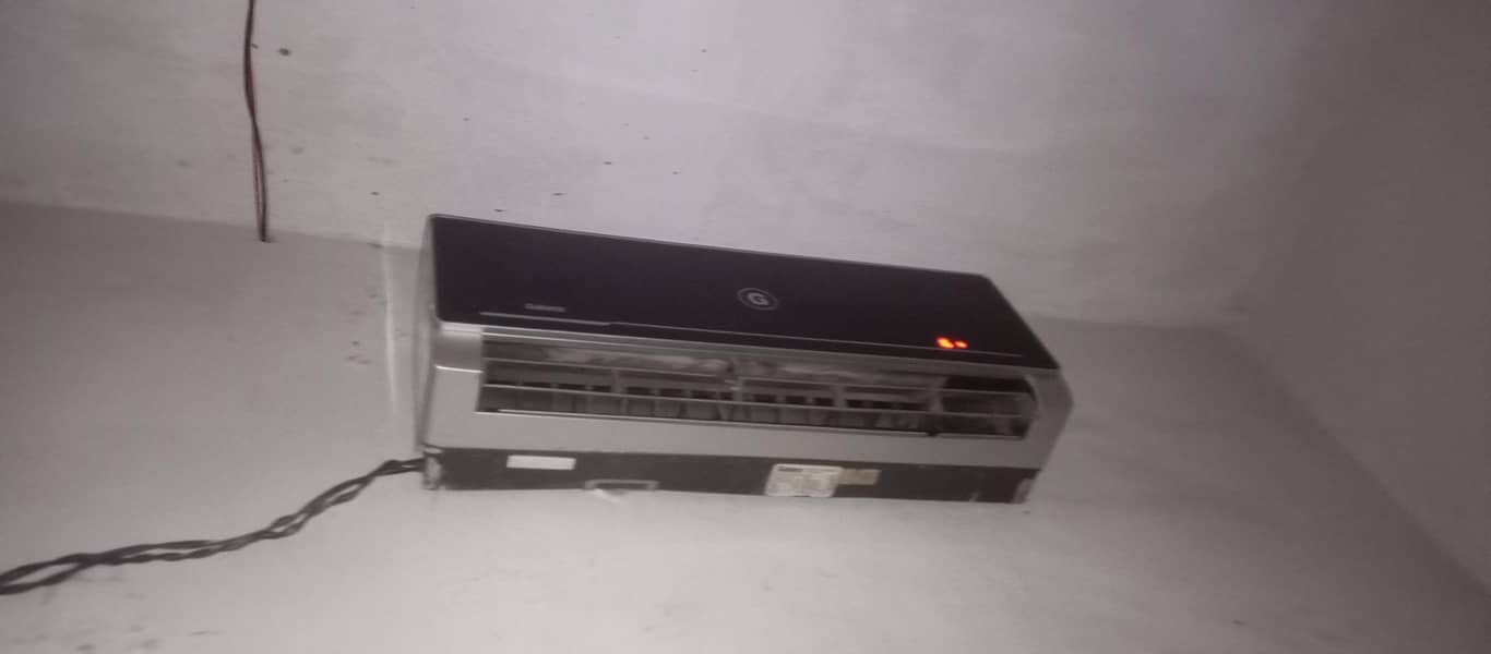 AC Orint 1