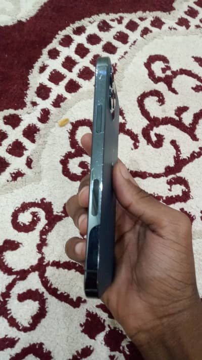 Apple iPhone 12 Pro