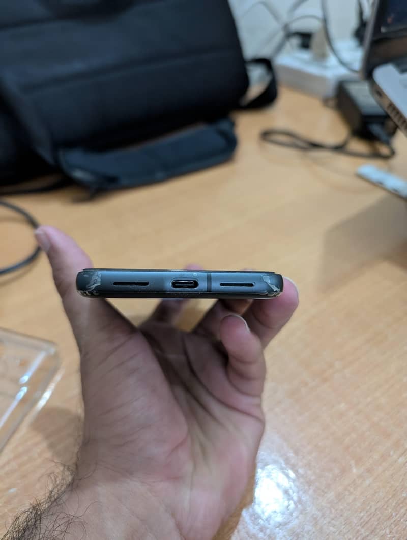Google Pixel 8 3
