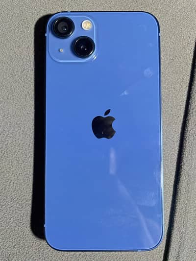Apple iPhone 13