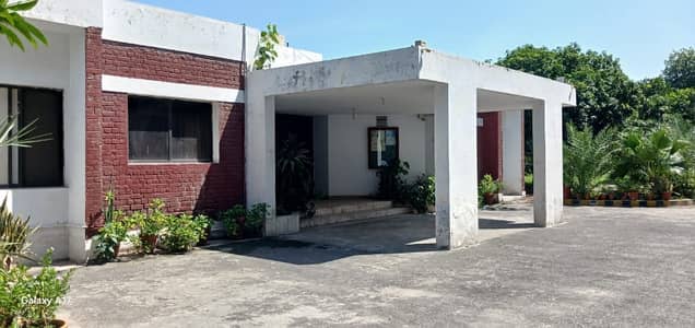 70000+ sq. ft. factory available for Rent on main Sheikhupura road